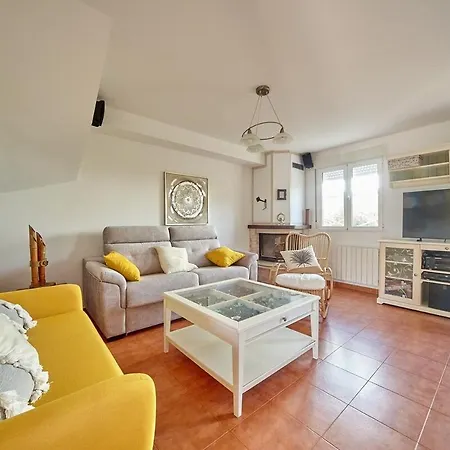 Casa Margarita, Al Lado De Laredo Holiday home *